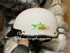 THIẾT KẾ VÀ IN LOGO MŨ BẢO HIỂM CHO ĐỘI NHÓM THỂ THAO