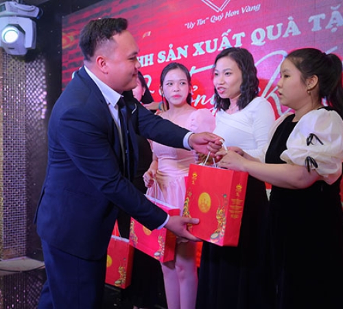 TỔNG KẾT QUÝ II/2025 – VINH DANH NHỮNG CHIẾN BINH XUẤT SẮC CỦA PHÚ QUÝ