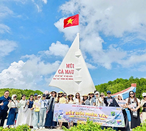 HÀNH TRÌNH MIỀN TÂY 4 NGÀY 3 ĐÊM CÙNG QUÀ TẶNG PHÚ QUÝ